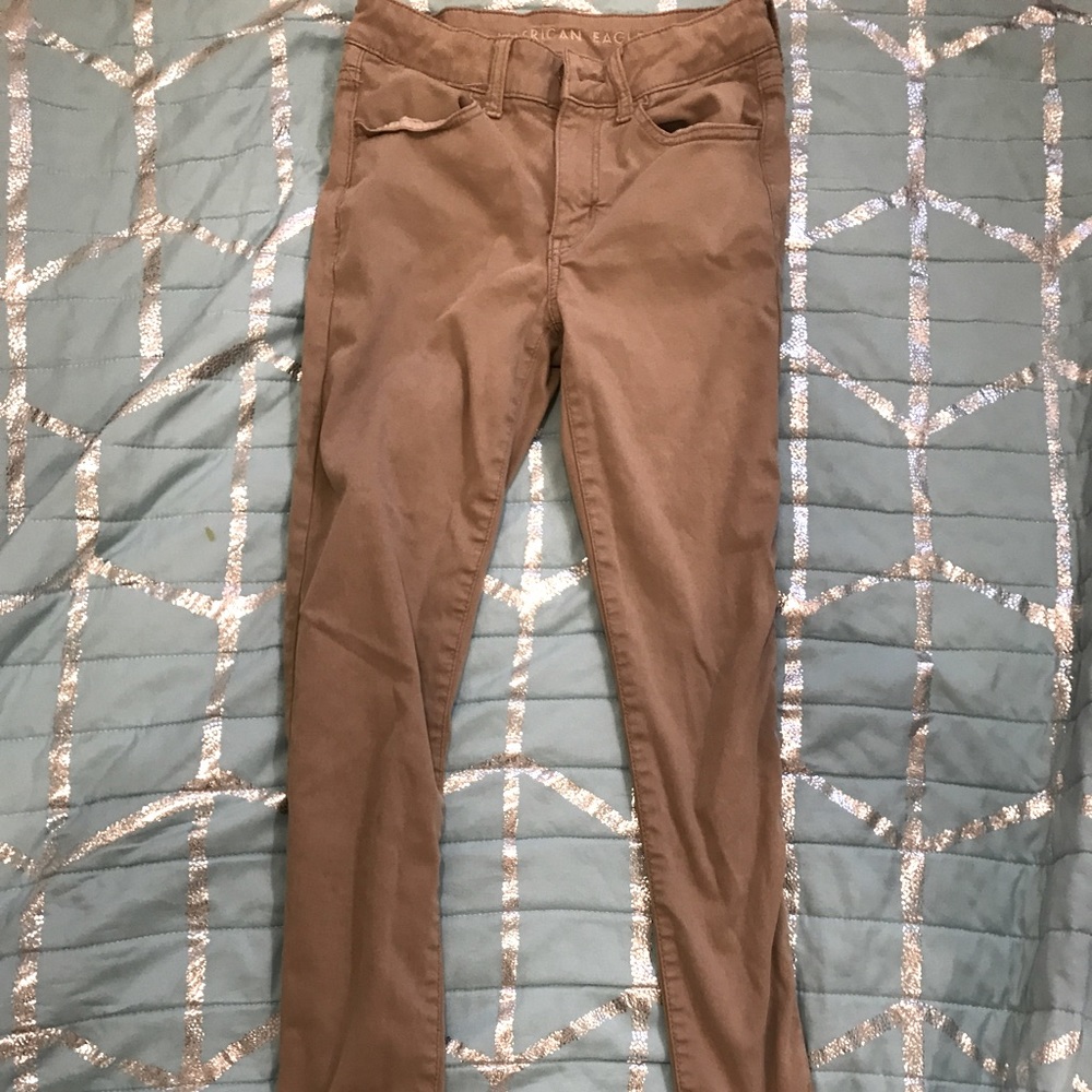 American Eagle tan khakis